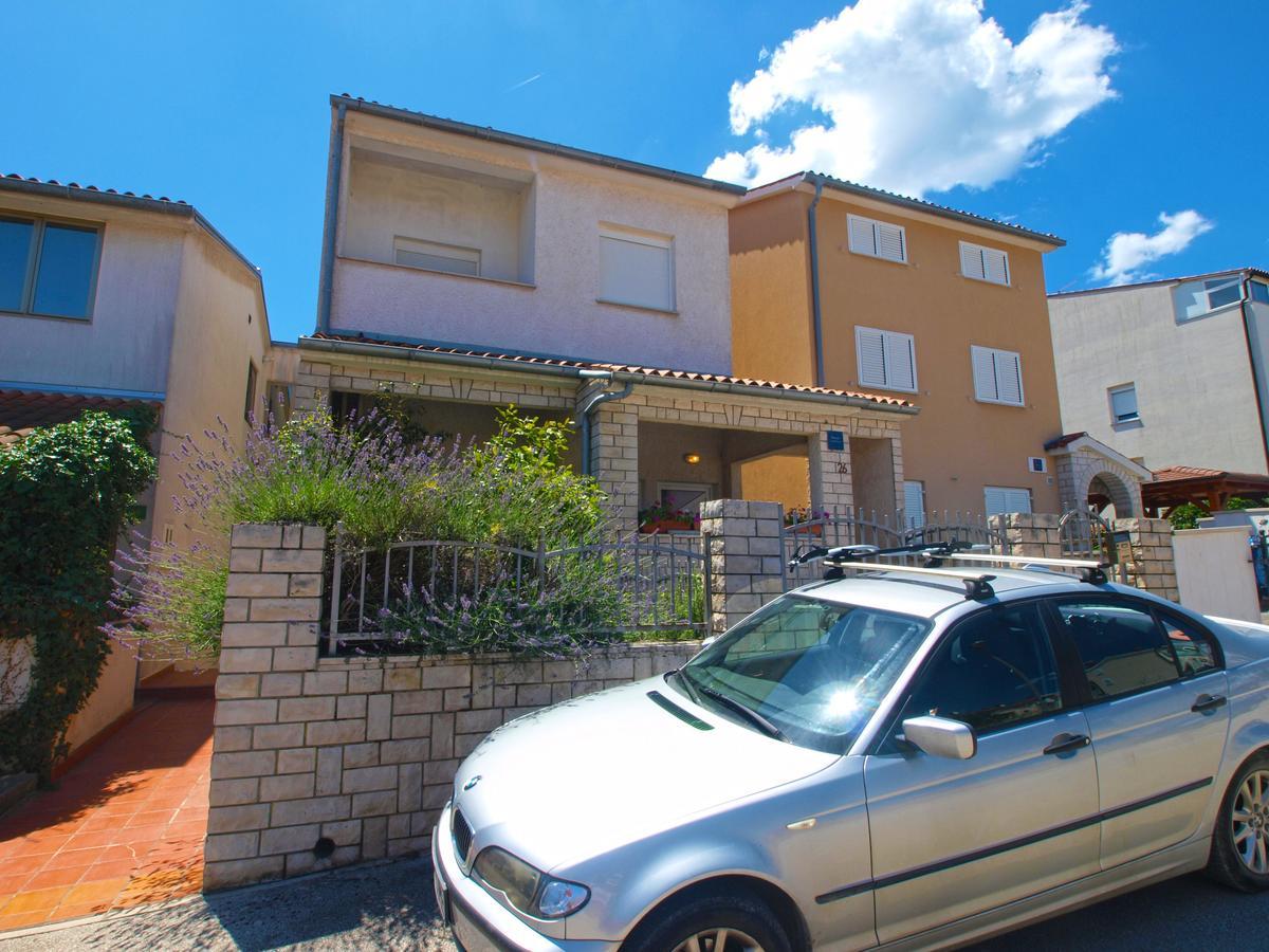 Apartments Mladen 1588 PUY Exterior foto